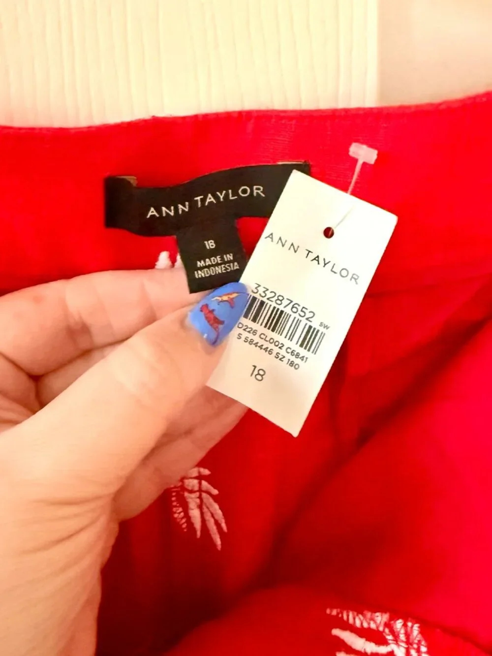 ANN TAYLOR Cherry Red Embroidered Plants Pants - Size 18